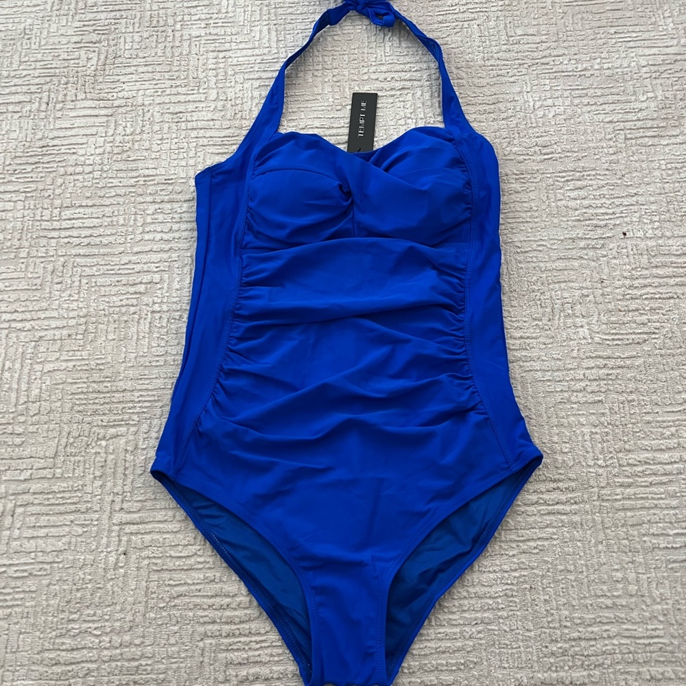 Tempt me  Women's One Piece Swimsuit
